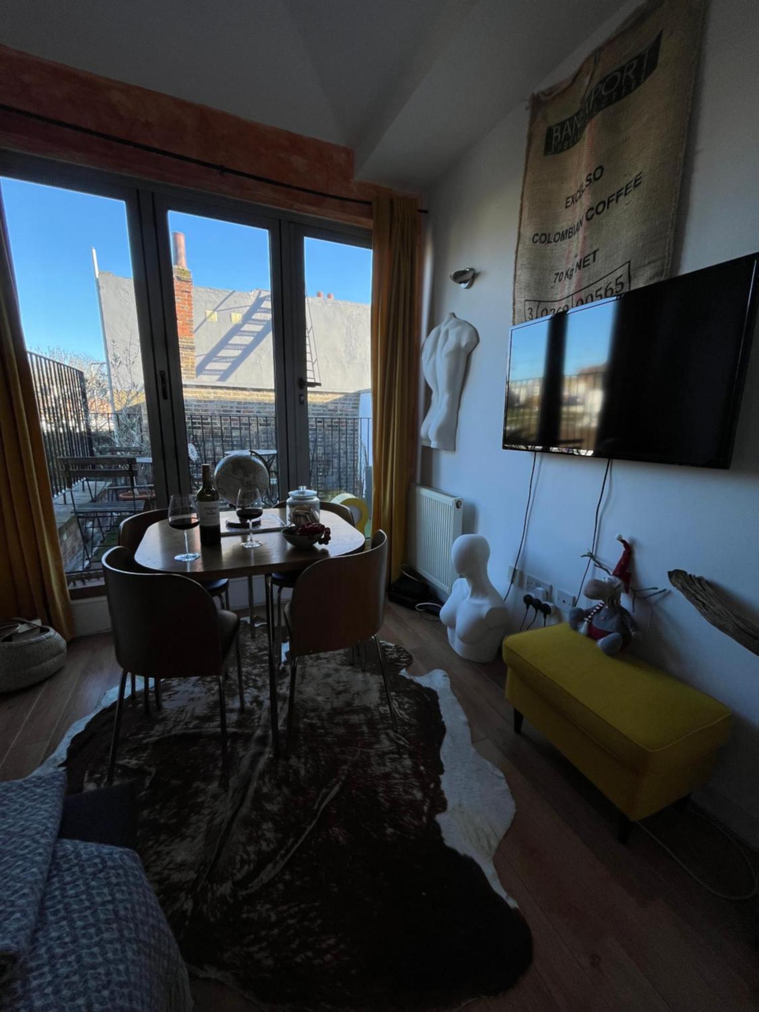 Cosy Camden 1 Bedroom Terrace Appartamento Londra